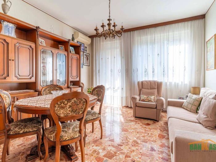 Appartamento trilocale in vendita in Via Lanfranco della Pila, Niguarda, Milano
