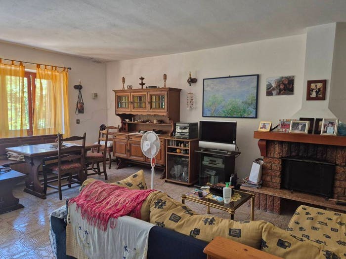 Casa con 6 locali in vendita in Via Dottor Silvio Varese, Chiappa, Deiva Marina