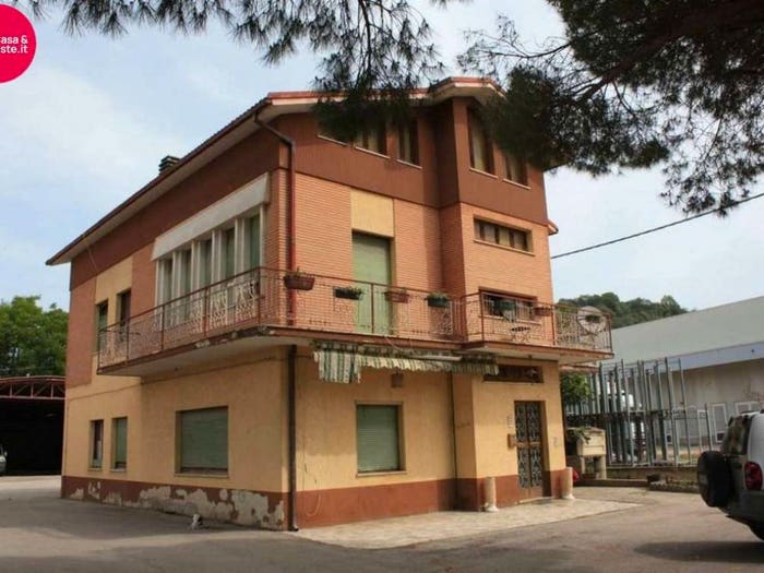 Appartamento con 6 locali in vendita in Contrada Paganelli, Petritoli