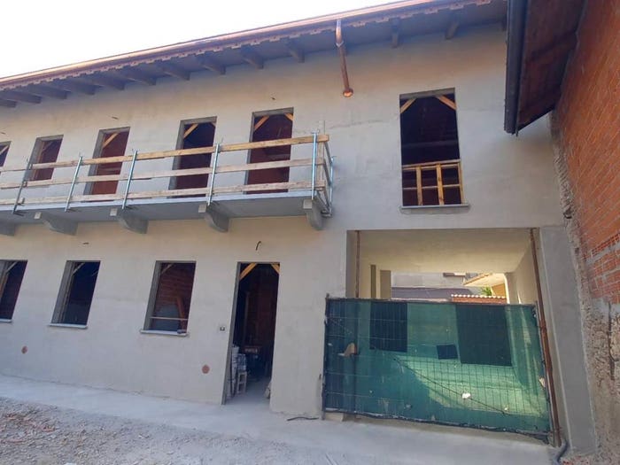 Appartamento trilocale in vendita in Via Roma, Centro, Ciriè