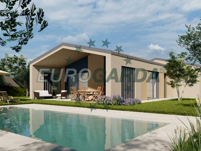 Casa quadrilocale in vendita in Località Mondragon di Sopra, Lazise