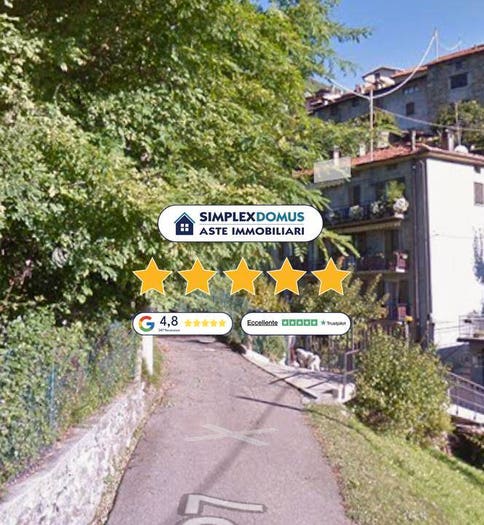 Appartamento con 6 locali in vendita in Vicolo Carate, Centro, Plesio