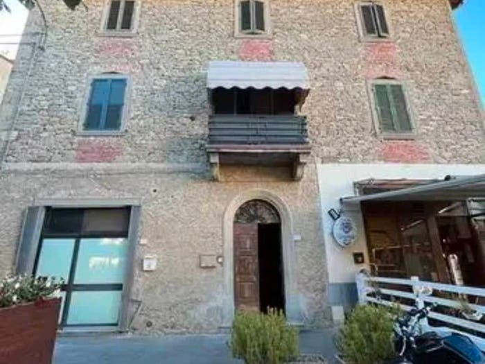 Appartamento con 5 locali in vendita in Castel San Niccolò
