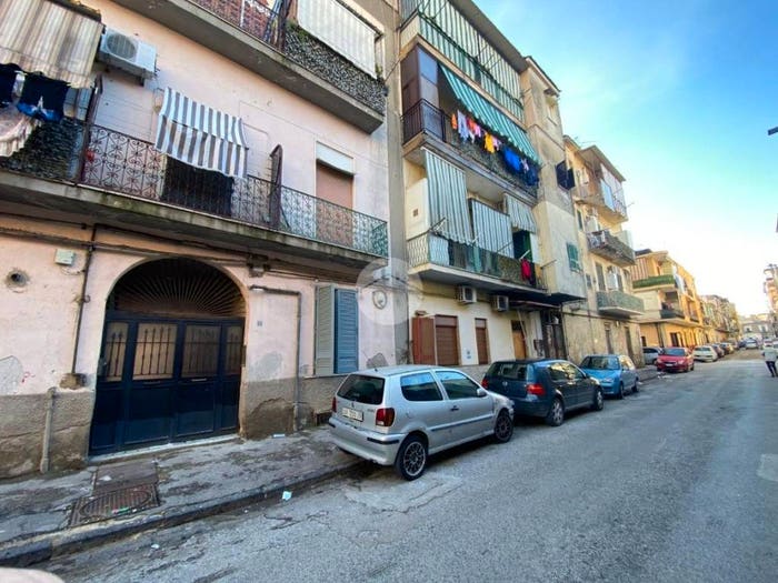 Appartamento bilocale in vendita in Via Sant'Andrea Avellino, Secondigliano, Napoli