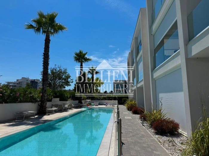 Appartamento trilocale in vendita in Piazza Tommaso Nember, Lido Ovest Faro, Jesolo