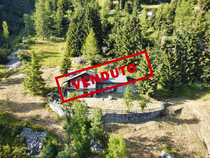 Casa con 6 locali in vendita in Campodolcino
