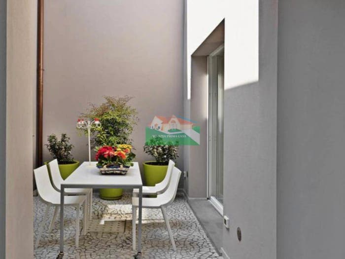 Appartamento trilocale in vendita in Via Tombesi dall'Ova, Centro Storico, Ravenna
