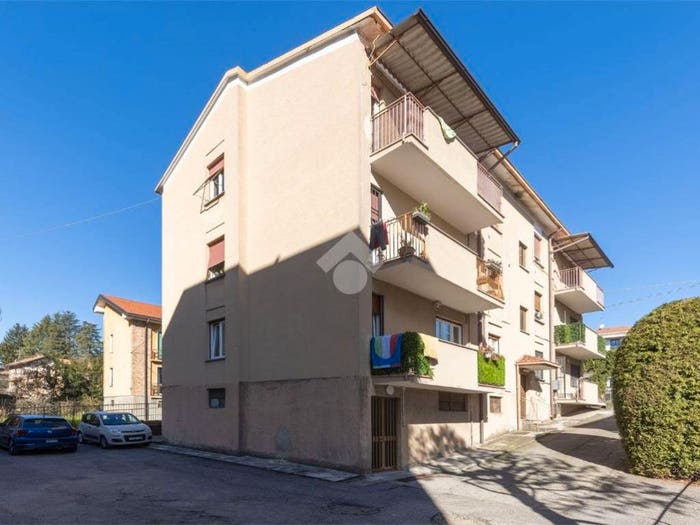 Appartamento quadrilocale in vendita in Via Monte Grappa, Monticello, Monticello Brianza
