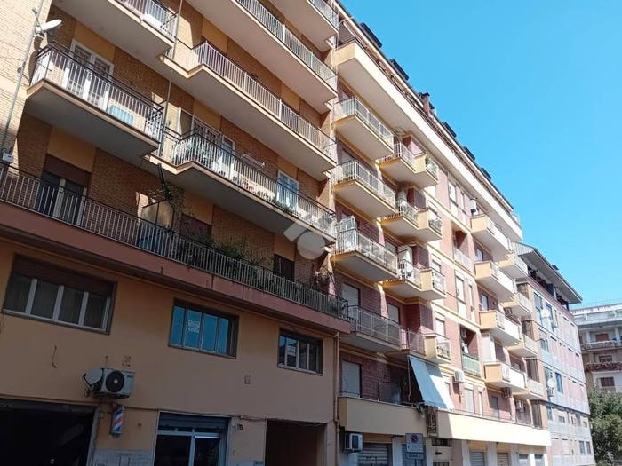 Appartamento bilocale in vendita in Via Via A Crescitelli, Centro Storico, Avellino