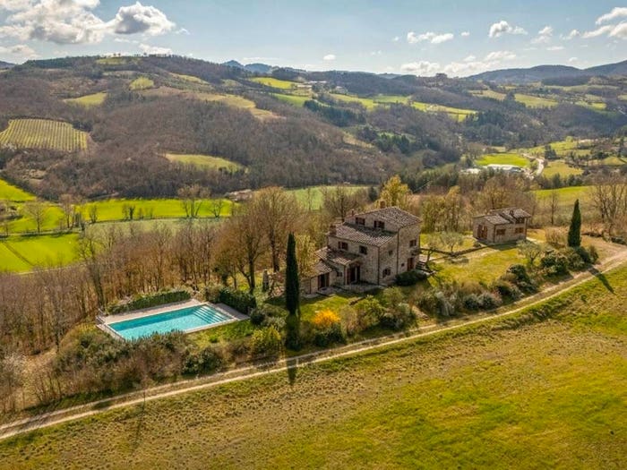 Casa con 6 locali in vendita in Località Omarino, Monterchi