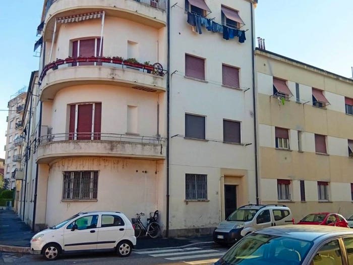 Appartamento trilocale in vendita in Via Padre Baroni Alessandro, Ospedale Stazione, Livorno