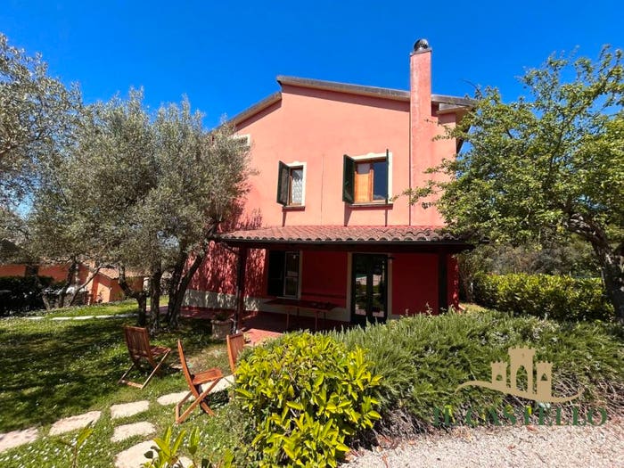 Casa quadrilocale in vendita in Via Bassa, Vaiano, Castiglione del Lago