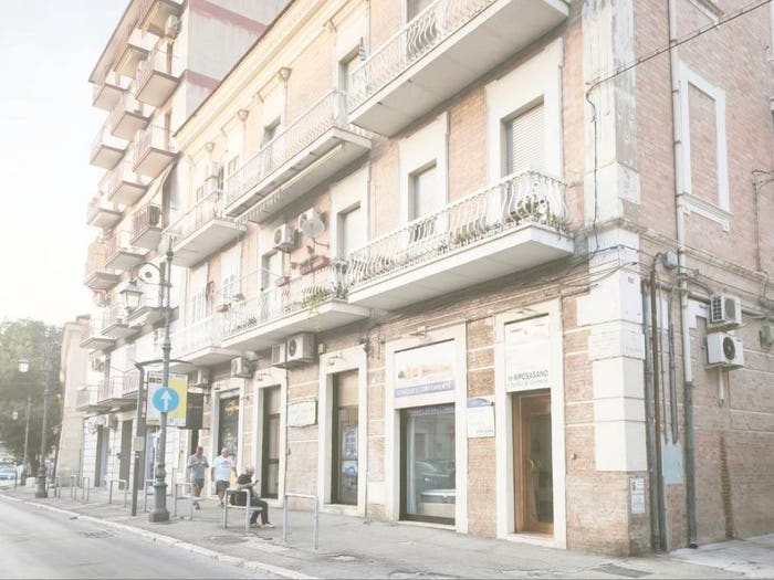Appartamento trilocale in vendita in Via Pasquale Fuiani, Centro Storico, Foggia