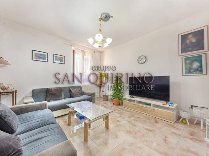 Casa con 6 locali in vendita in VIA GIUSEPPE PRETI, Centro, Rolo