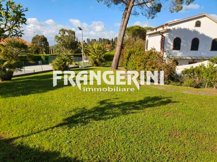 Casa con 6 locali in vendita in Via delle Beccherie, Collesalvetti