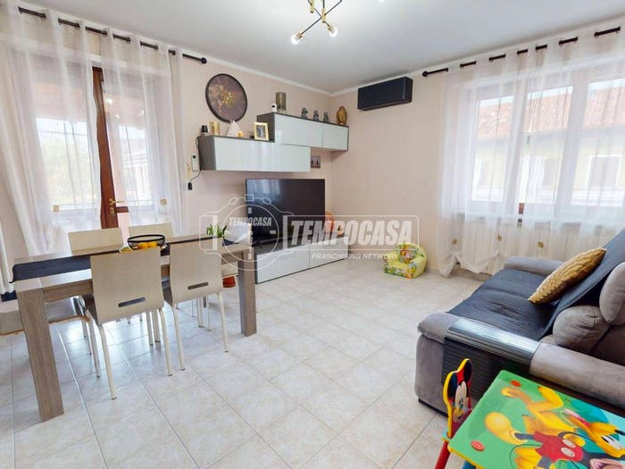 Appartamento trilocale in vendita in Via GRAMSCI A, Brandizzo
