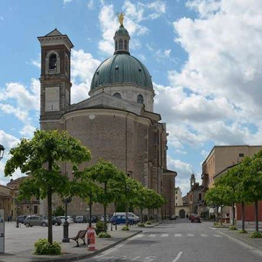 Appartamento trilocale in vendita in Via Cesare Battisti, Centro, Montichiari