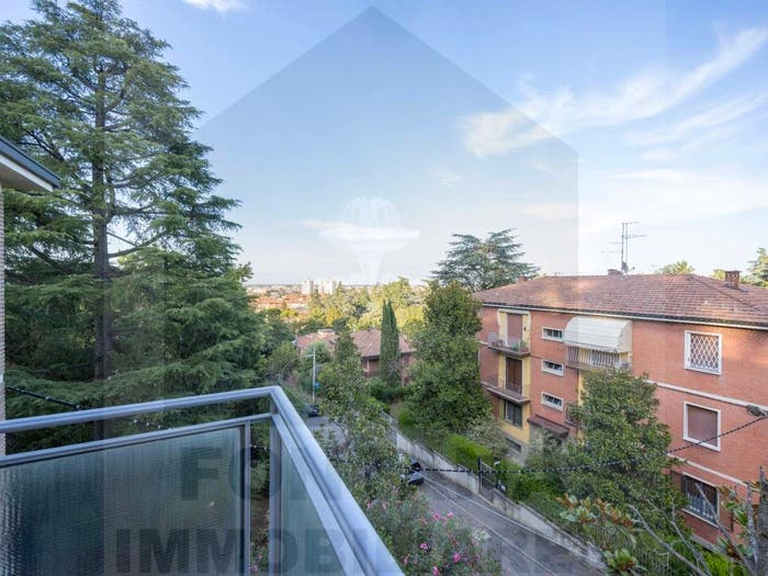 Appartamento con 6 locali in vendita in Via Gaspare Tagliacozzi, Colli Murri, Bologna