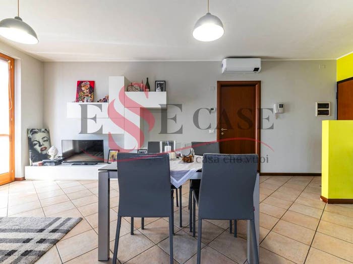 Appartamento trilocale in vendita in Via Antonio Vivaldi, Villa di Serio