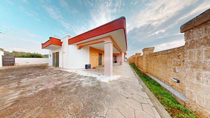 Casa con 5 locali in vendita in Via Cedrino Torre Castiglione Sn, Porto Cesareo