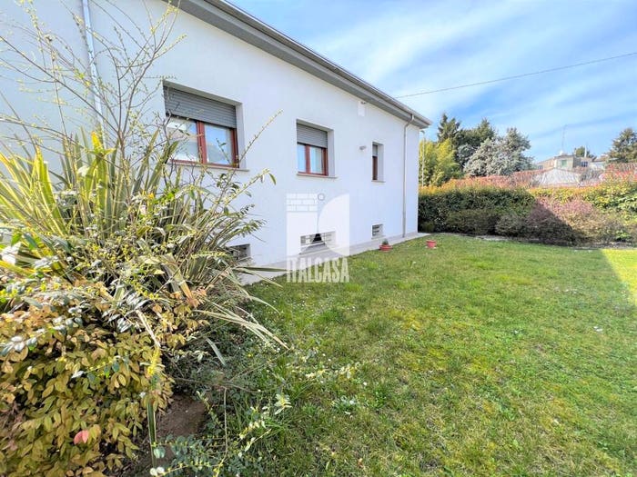Casa con 6 locali in vendita in Via Nazario Sauro, Cerese, Borgo Virgilio