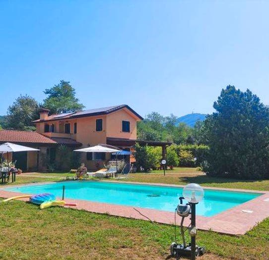 Casa con 6 locali in vendita in Via Del Maggiore, Colombiera Molicciara, Castelnuovo Magra