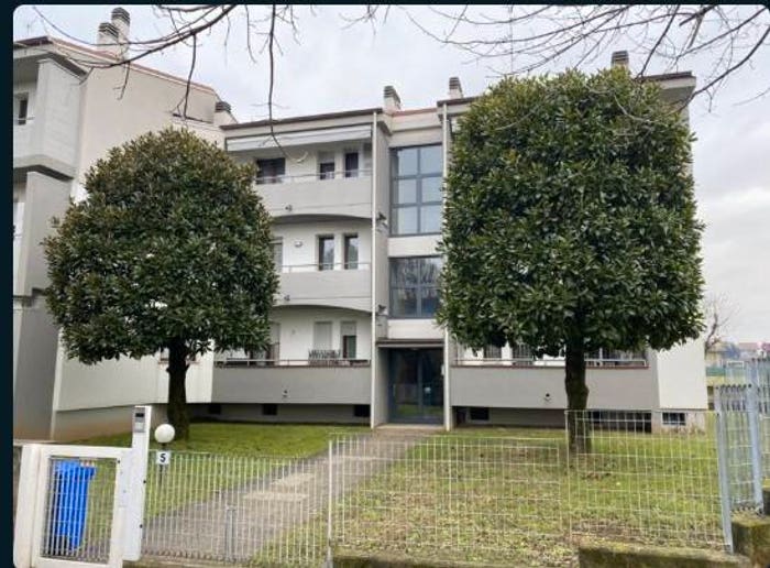 Appartamento trilocale in vendita in Via dei Pradelli, Grignano, Brembate