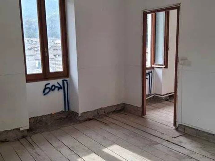 Appartamento quadrilocale in vendita in Via Nuova No Number, Isolabona