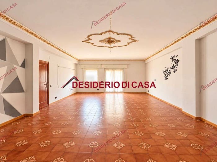 Appartamento con 5 locali in vendita in Via Giuseppe Cesare Abba, Centro, Bagheria