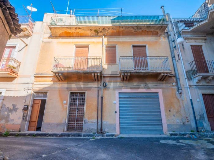 Casa con 5 locali in vendita in via arturo toscanini, Grammichele