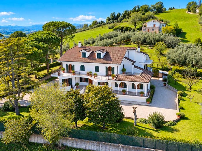 Casa con 6 locali in vendita in Via del Colle Vissiano, Centro, Fermo