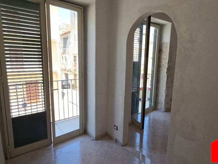 Casa trilocale in vendita in Via Corso VI Aprile, Centro, Alcamo