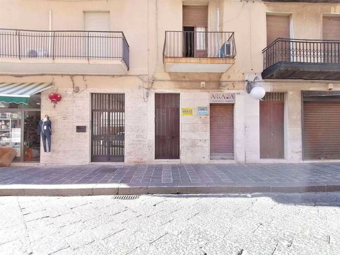 Appartamento con 6 locali in vendita in Via Principe Umberto, Centro, Augusta