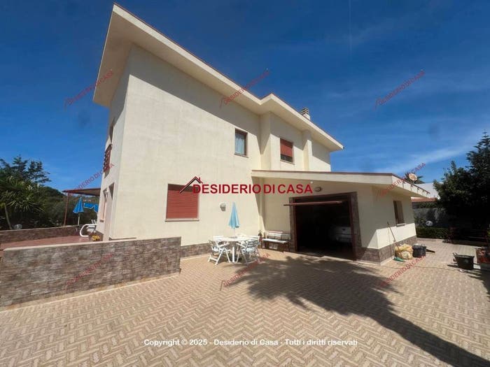 Casa quadrilocale in vendita in Via Egusa, Marausa Lido, Misiliscemi