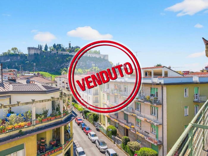 Appartamento quadrilocale in vendita in Via Giovanni Lipella, Crocifissa di Rosa, Brescia