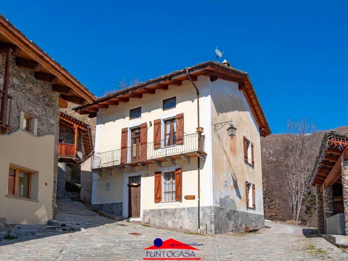 Casa quadrilocale in vendita in Borgata Reinero, Marmora