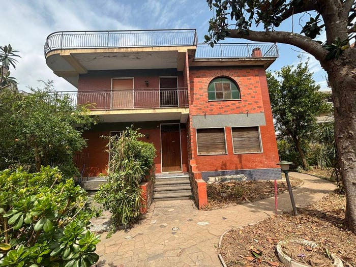 Casa con 6 locali in vendita in Casali San Potito, Roccapiemonte