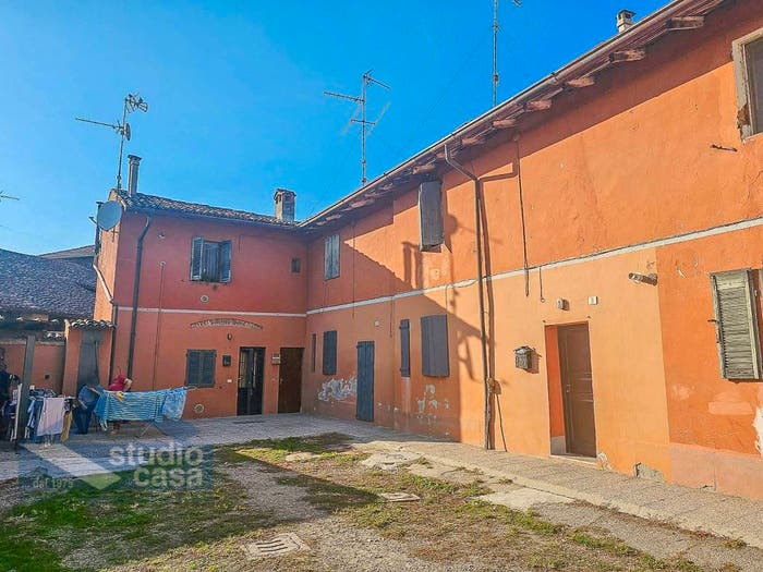 Casa con 6 locali in vendita in Via della Fontana, Cadilana, Corte Palasio