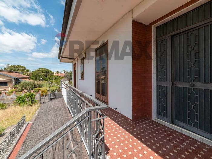 Appartamento trilocale in vendita in Via Risorgimento, Centro, Mascalucia