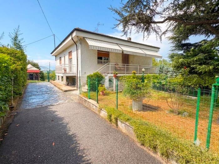 Casa quadrilocale in vendita in Via Circonvallazione, Centro, Gassino Torinese