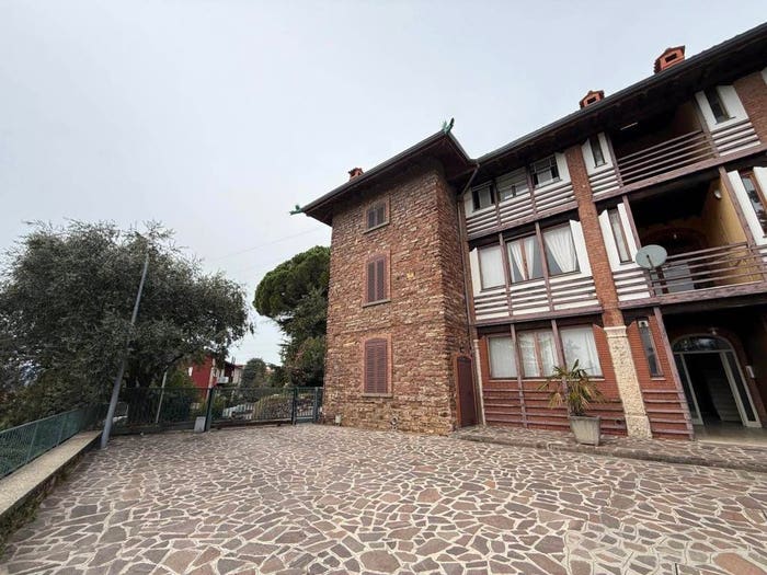 Appartamento trilocale in vendita in Via Aminella, Centro, Trescore Balneario