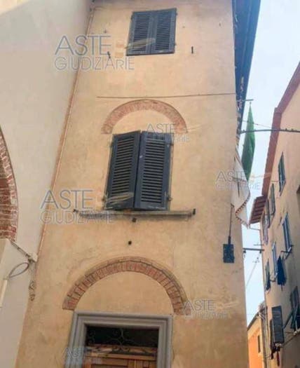Casa trilocale in vendita in Via Camillo Benso di Cavour, Centro, Castelfranco di Sotto