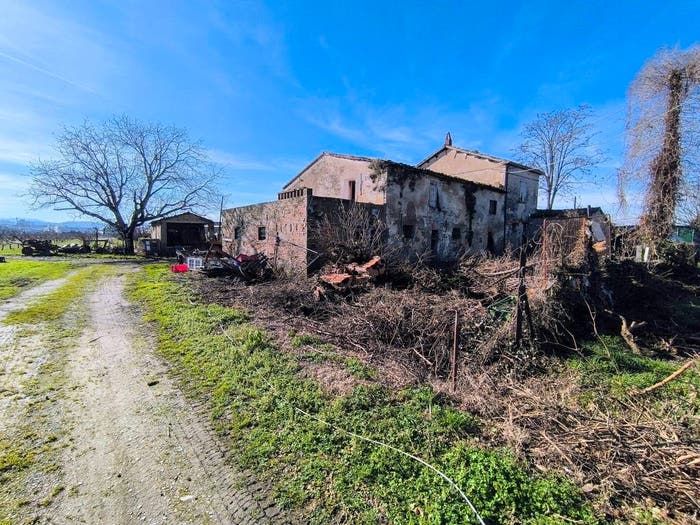 Casa con 5 locali in vendita in Gambettola