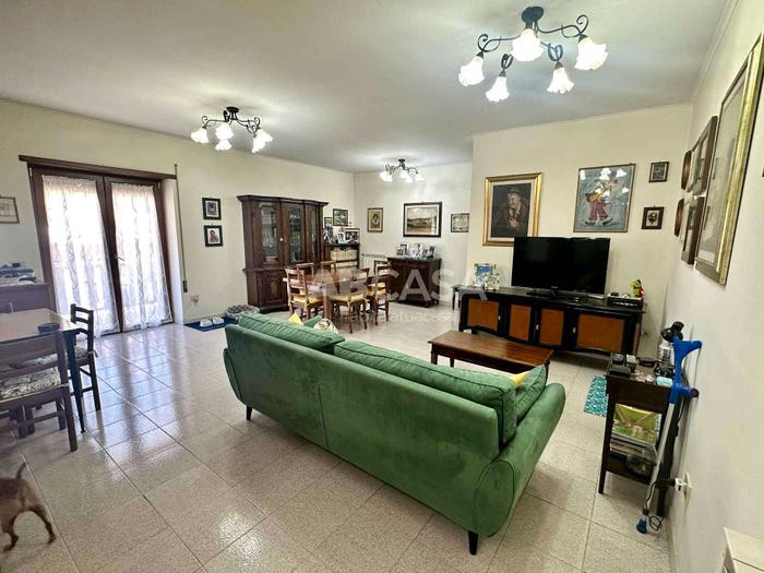 Appartamento trilocale in vendita in Via Castello d'Ariano, Centro, Lariano