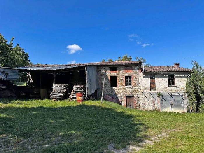 Casa con 6 locali in vendita in Albrona, Ponte dell'Olio