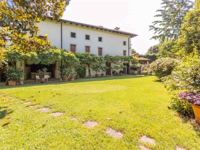 Casa con 6 locali in vendita in Aviano Castello, Aviano