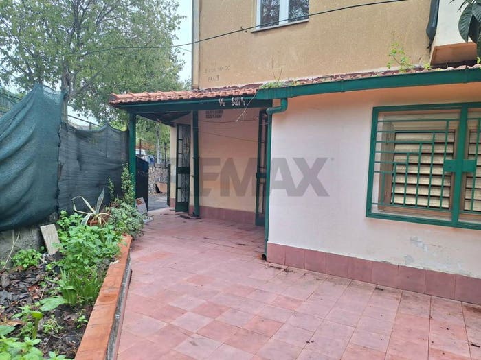 Casa quadrilocale in vendita in Via Bernardo Colnago, Villaggio Dusmet, Catania