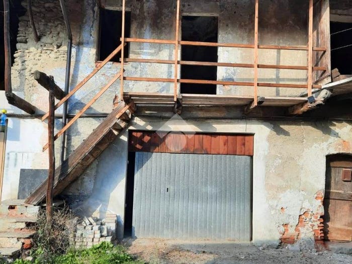 Casa quadrilocale in vendita in Via Varetto, Mathi