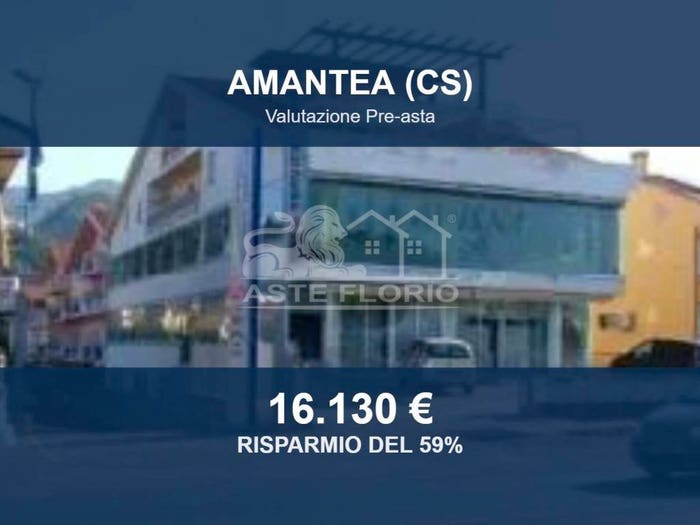 Appartamento trilocale in vendita in via Stromboli, Centro, Amantea