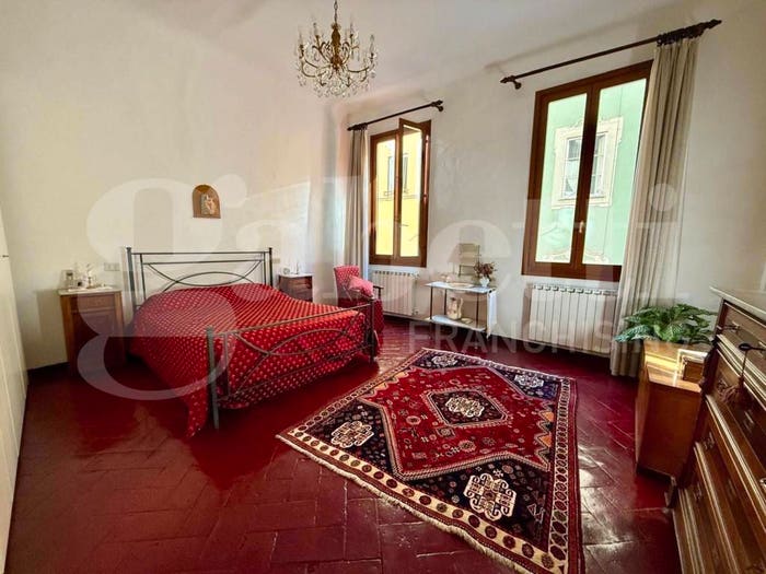 Appartamento trilocale in vendita in Borgo Tegolaio, Santo Spirito, Firenze